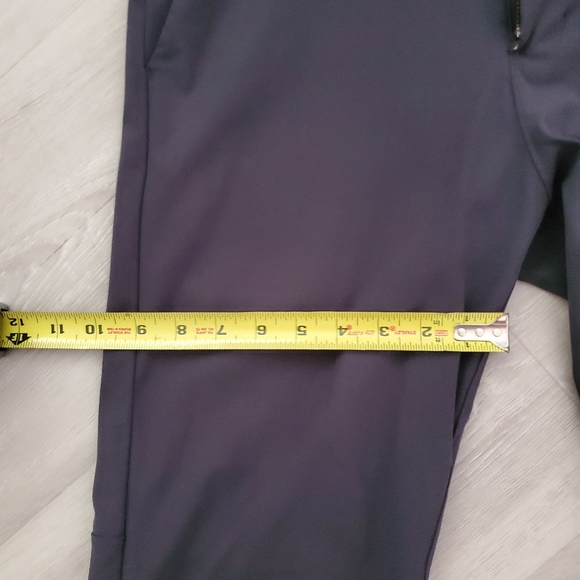 Mens Lululemon Commission Slim-fit pants - Picture 12 of 13